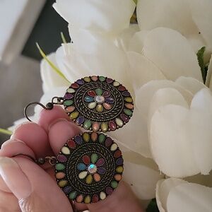 Western motif faux gemstone tangle earrings